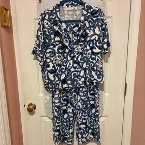 Denim&Co Blue and White Pajama Set with Bold Pattern